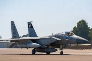 سموتريتش: إنذار حزب الله لطهران أخّر الهجوم على إيران ساعة واحدة